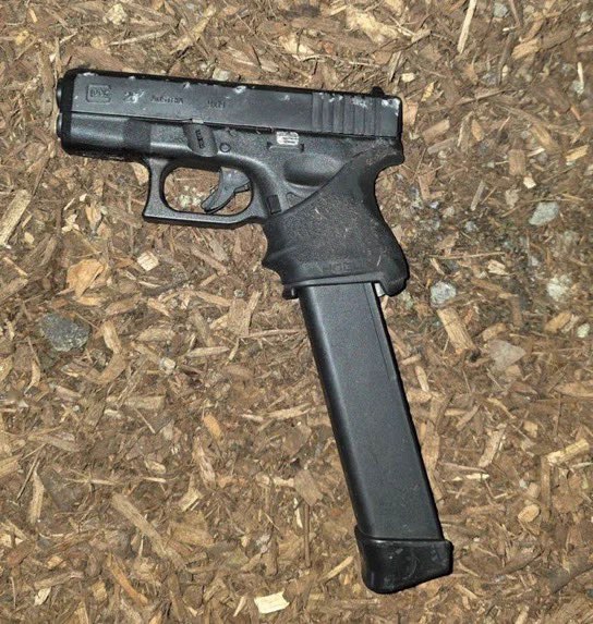 Mohamed Husien，30岁，被确认为连续劫车并与执法人员枪战后死亡的嫌疑人