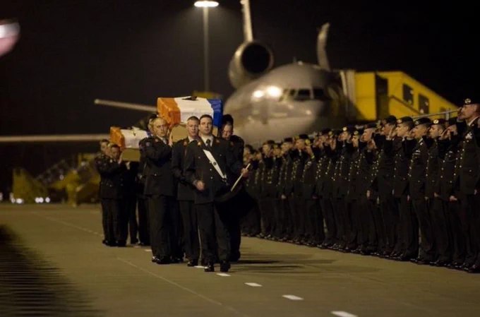 欧洲士兵从阿富汗被遣返回国欧洲士兵从阿富汗被遣返回国