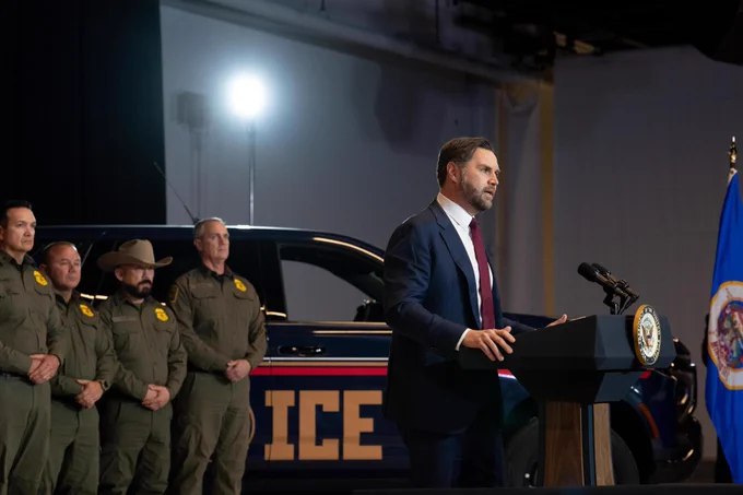 副总统万斯前往明尼阿波利斯，讨论明尼苏达州持续的移民危机