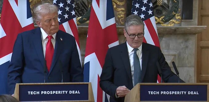 英国首相施凯尔周五抨击川普声称北约部队在阿富汗避开前线的言论是